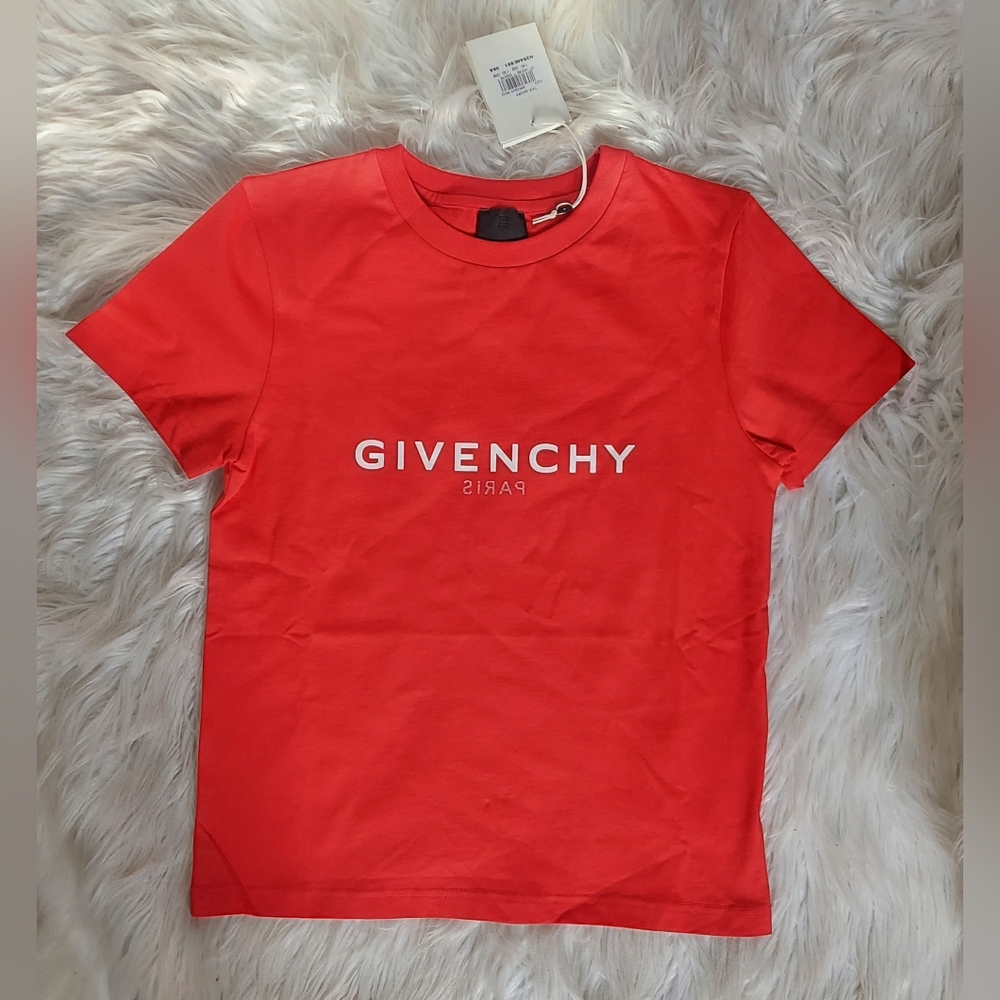 GIVENCHY  Tshirt with logo design